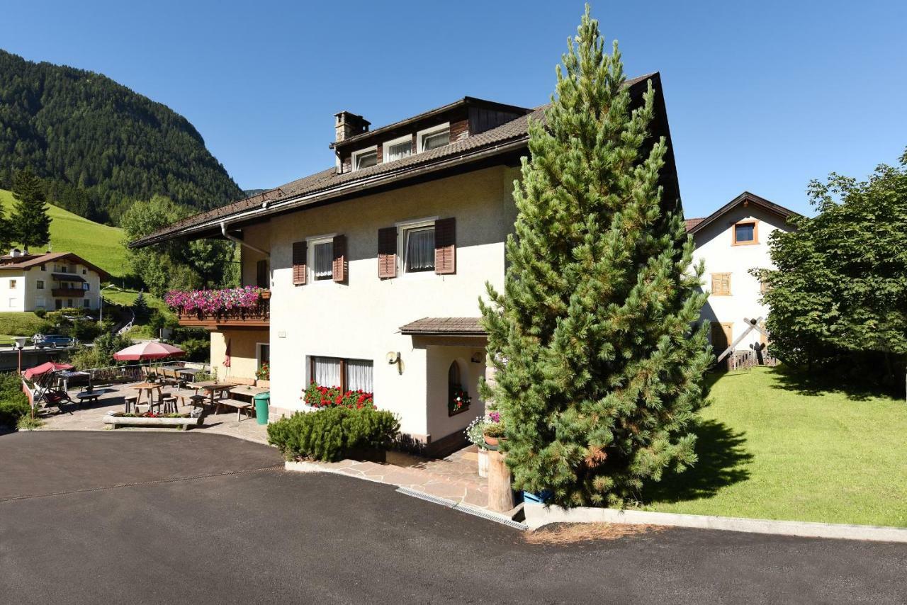 Hotel Garni Vanadis Ortisei Exterior foto